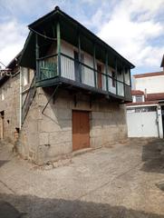 Casa  Calle de ramón albar 5. Casa en monterrei oportunidad de reforma en entorno tranquilo