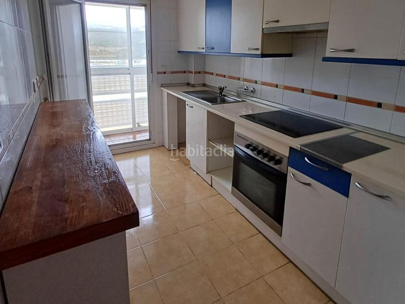 Foto c6c5b9a1-c7aa-45cf-a1b7-dbcaeaf4f549. Pis a Navas del Marqués (Las)