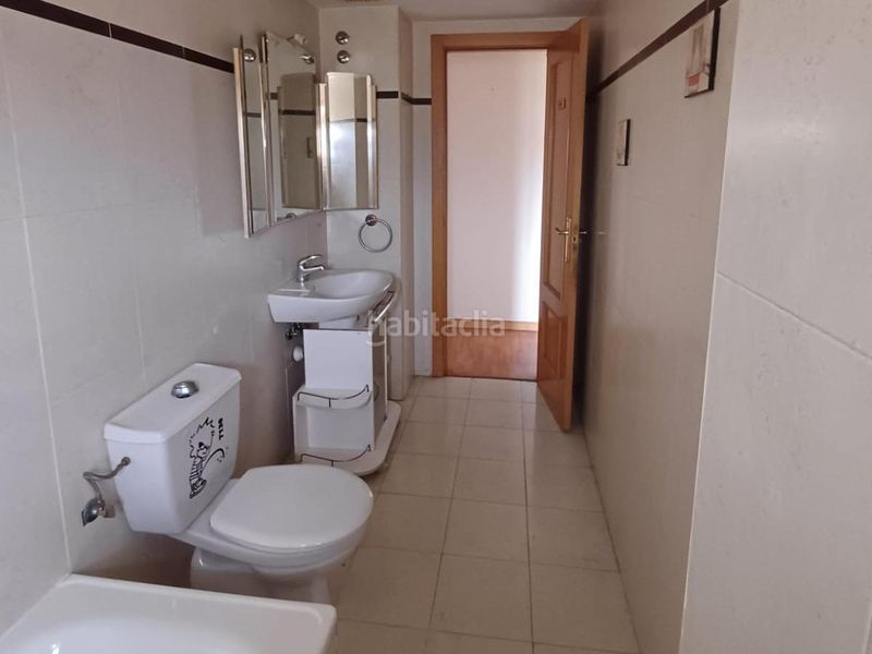 Foto c7a00735-61d0-476d-a1aa-aa9625dcad60. Pis a Navas del Marqués (Las)