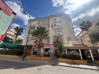 Etagenwohnung in Cobreros Viejo. Amplio piso en venta en san fernando  zona el carmen