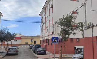 Appartement à Núcleo urbano. Amplio piso en chiclana de la frontera  oportunidad de reformar