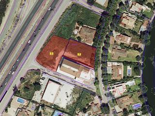 Terreno residencial en Barrios (Los). Suelo urbano directo en parque guadarranque