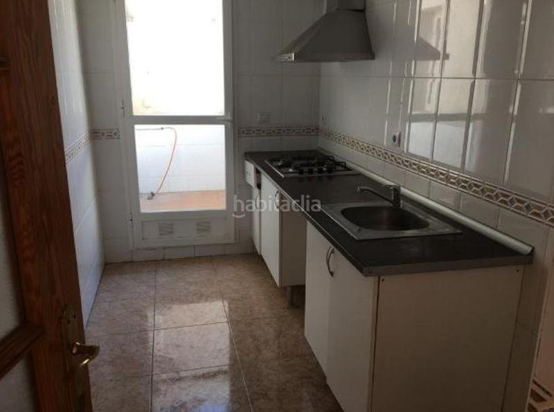 Foto efce55cf-26e3-474f-b127-2f218f01f892. Flat with parking in Las Cabañuelas Vícar