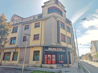 Apartament  Rosalia de castro. Amplio apartamento en venta en rosalía de castro, pontevedra