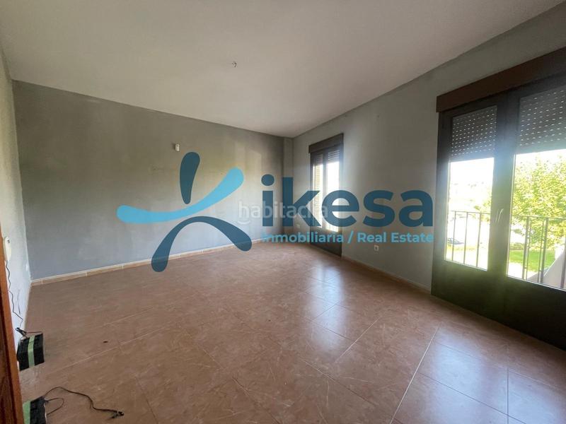 Foto bcbeba40-3a0e-435a-8915-f3b67ea38d1b. Pis a Arjonilla