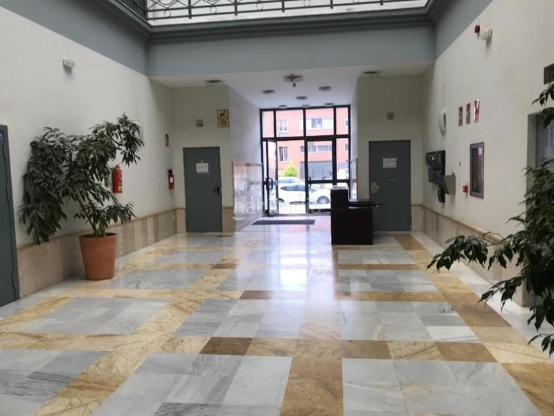 Foto f3d3656a-38fb-455c-aed2-6fd36f802530. Posto auto in Pisa Mairena del Aljarafe