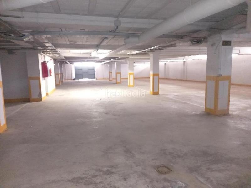 Foto fafb3d53-d399-491b-bf22-31fbf1fbb15e. Posto auto in Pisa Mairena del Aljarafe