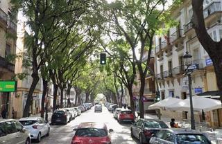 Local Comercial a Centro. Inmueble en cesión de remate