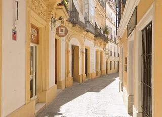 Local Comercial a Centro. Inmueble en cesión de remate