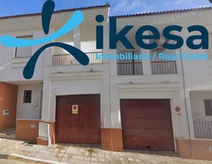 Casa a schiera in Gibraleón. Venta de casa unifamiliar en gibraleón, huelva. activo en oferta