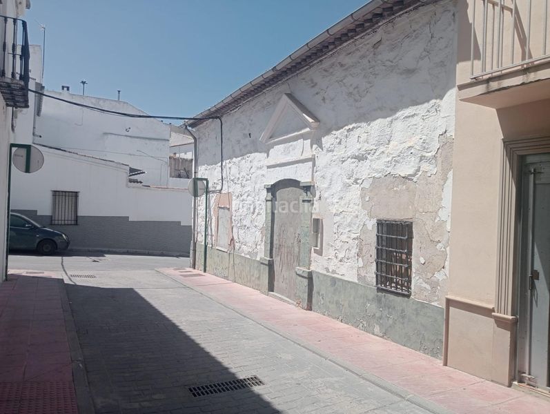 Foto 20899637-7af0-471c-bfea-c1233d00e4e3. Casa adossada a Mengíbar