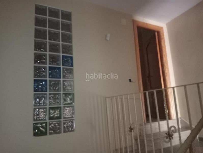 Foto ae1977ce-4cfa-40d0-b236-4c53c545e3ba. Casa adossada a Mengíbar