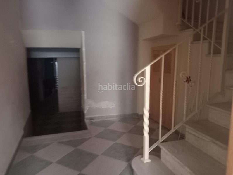 Foto aea03ff5-5d4f-46e7-aefb-7cee2d8aaa46. Casa adossada a Mengíbar