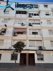 Pis a El Carmen - Cardeñas. Venta de vivienda en huelva, zona barriada del carmen. venta en