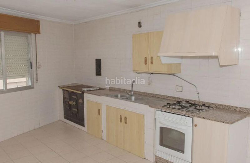 Foto ef183ae3-f148-44af-8152-d5ee771fa62a. Casa a Rúa (A)