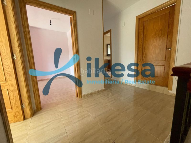 Foto 80ab8ea0-fa14-49cb-84cb-e190cdebbee7. Casa a Arjona