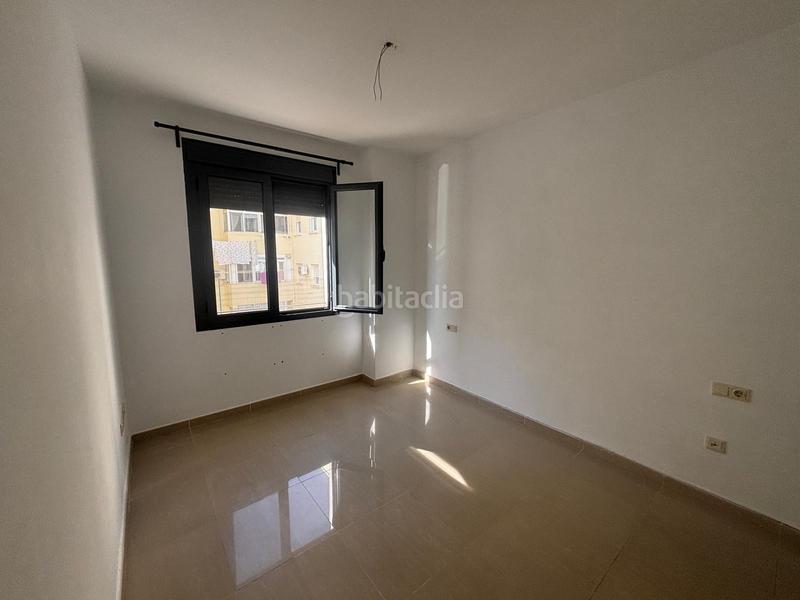 Foto 4be7a700-f38d-4436-a4b7-8c6e379fdc5b. Appartamento in Puntales - Zona Franca Cádiz