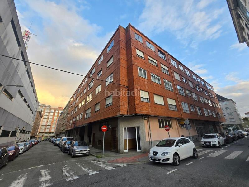 Foto ae98d3e5-ccc8-49f2-9148-8b0daaac625b. Business premise in calle del ministro josé patiño 8 in Ferrol