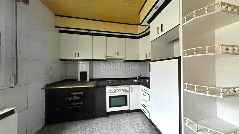 Foto 1af8f78e-7a3b-4932-8046-861e4be24679. Casa adossada a calle del campo 13 a Blancos (Os)