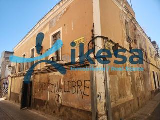 Semi detached house in Casco Antiguo