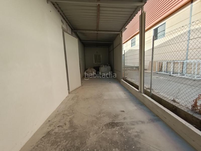 Foto 1dc852b7-9ad6-44a4-ba70-9bb488c450a1. Nau industrial a Écija