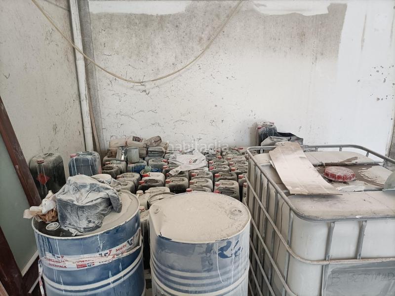 Foto 97ed35c8-bc46-473c-9511-574304660e6c. Nau industrial a Écija