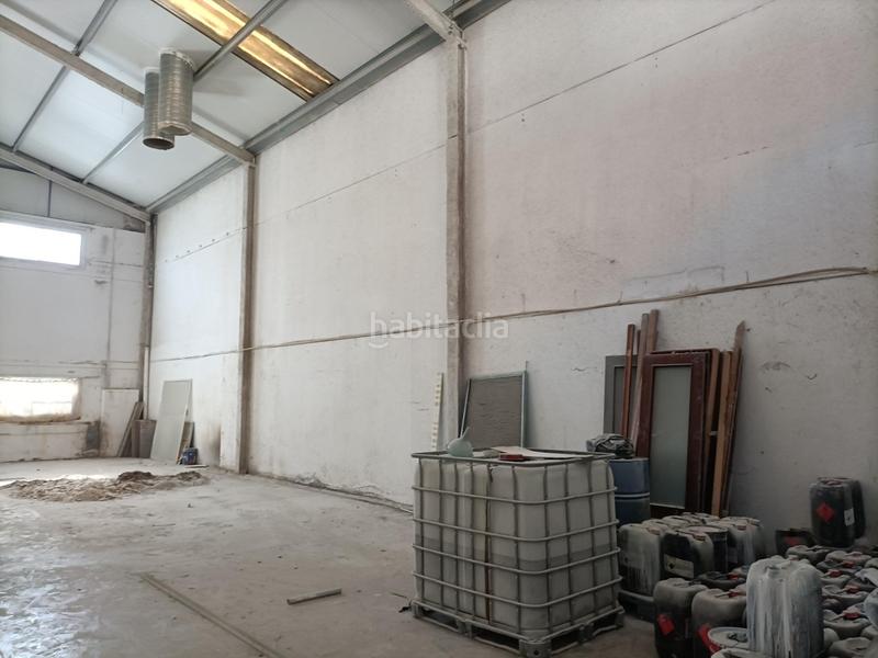 Foto d2e5ee69-14a9-40d9-bd19-5c667a8a6bc4. Nau industrial a Écija