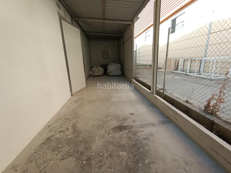 Foto f9d45211-1b90-4cf3-9037-a3900199f026. Nau industrial a Écija