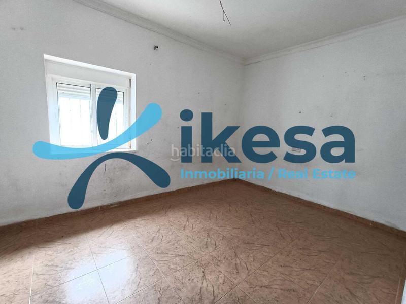 Foto 12df4f59-d66b-46bf-bec1-11122c472349. Casa adossada a Puebla de los Infantes (La)