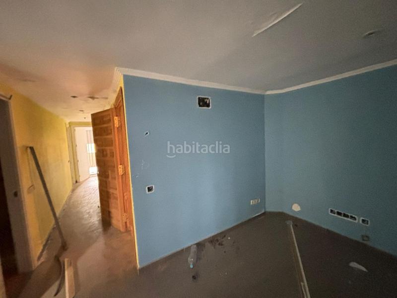 Foto 0ae8129e-2fff-46c8-8150-9a4c6fa2b473. Casa a schiera con parcheggio in Valdeaveruelo