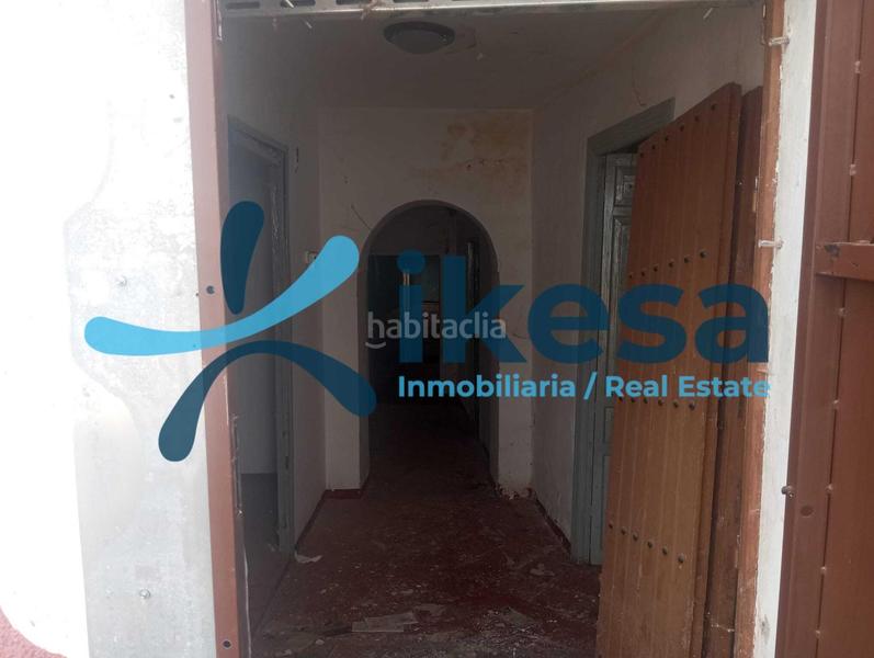 Foto 65255a6f-5314-49d6-8d66-9fc2dca29972. Casa adossada a Valverde de Llerena