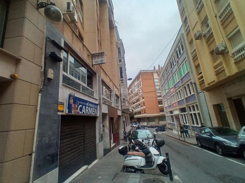 Foto b26623ff-c9f2-4538-97c6-2302bb16d312. Geschäftsraum in Centro Ceuta