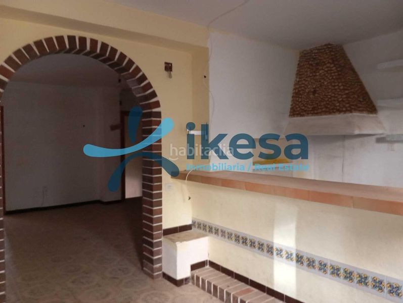 Foto 51c3b9a6-4c76-4b2b-a5cd-334358527748. Casa adossada a Cúllar
