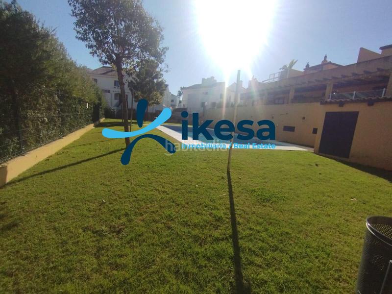 Foto 31cd3d2b-fdff-4cd0-bbd7-a00482699f38. Etagenwohnung mit parking pool in Islantilla golf Islantilla