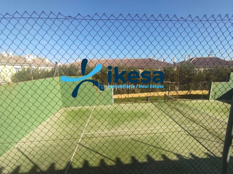 Foto 36e8dbc4-ec6f-4503-8468-5c6a17d90672. Etagenwohnung mit parking pool in Islantilla golf Islantilla