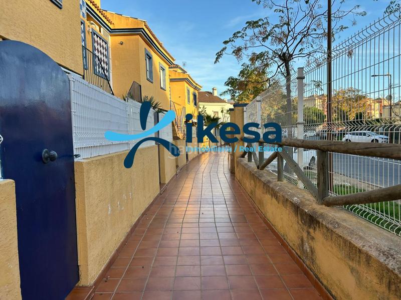 Foto 7c4cc2d4-a84a-4eea-a7bf-74d3869db8ca. Etagenwohnung mit parking pool in Islantilla golf Islantilla