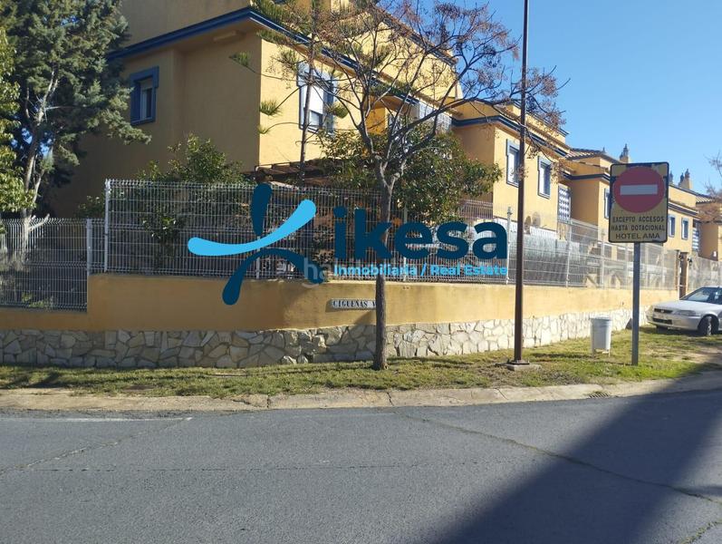 Foto b5f89110-bbf3-497d-9e7a-1876ab94184a. Etagenwohnung mit parking pool in Islantilla golf Islantilla