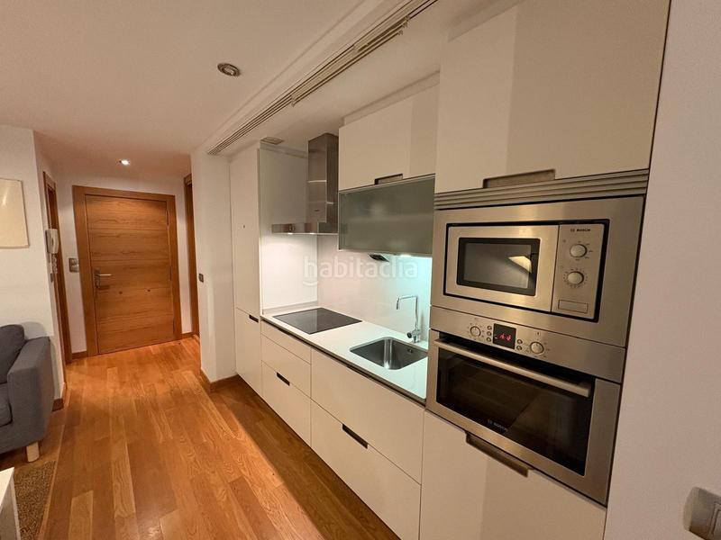 Foto 007d837e-2a79-4d2f-be89-6e03145ebc20. Alquiler piso en calle de garcía barbón 25 alquiler apartamento centro en Vigo