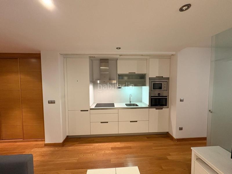 Foto 25e018a5-f1f7-404c-9083-8403aaf207d6. Location appartement dans calle de garcía barbón 25 dans Vigo