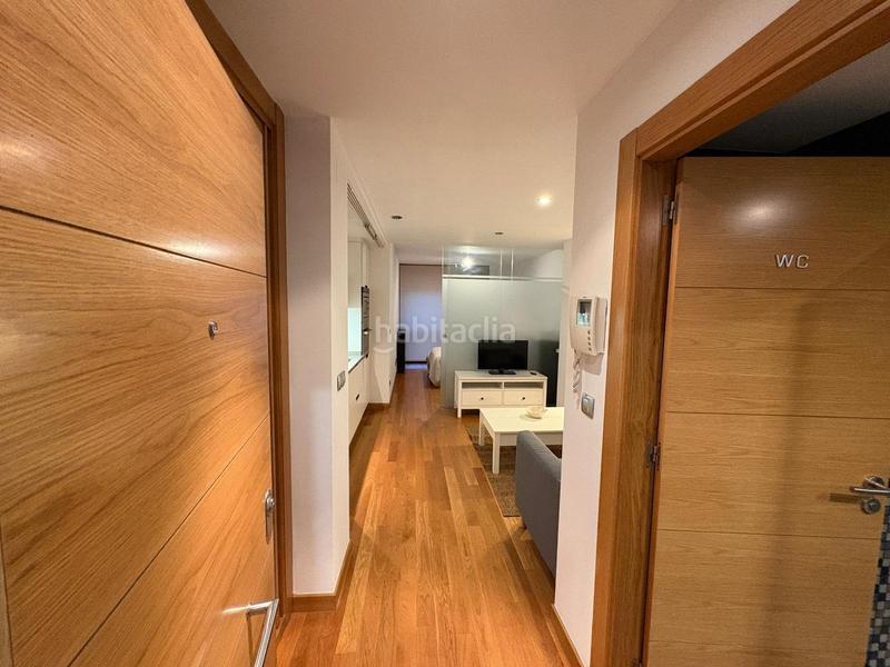 Foto ea6168df-586a-4f60-a460-0b3968c60db7. Rent flat in calle de garcía barbón 25 in Centro - Areal Vigo