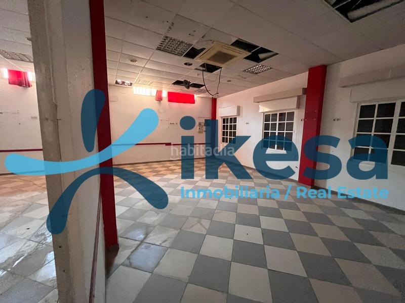 Foto 370e43a9-778d-4d38-8f02-2233bb6ee596. Maison jumelée dans Centro - Doña Mercedes Dos Hermanas