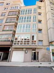 Edificio en De buenos aires 47. Edificio en venta en teis, vigo