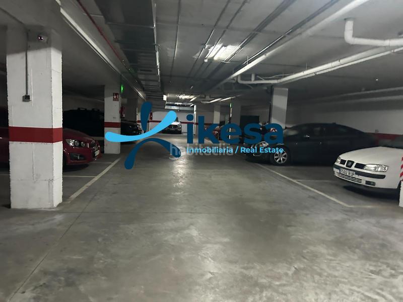 Foto ba8e9a53-b7af-4665-9afe-c7d9d01cc577. Parking coche venta de plaza de garaje , málaga. en Torremolinos