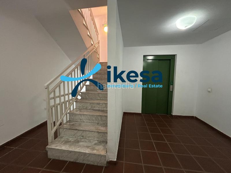 Foto c8ade6cf-e538-44c0-be86-c874e2c5ed88. Parking coche venta de plaza de garaje , málaga. en Torremolinos