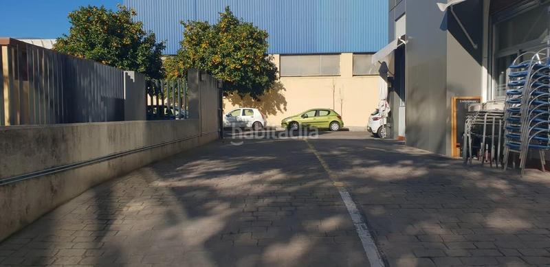 Foto 1b88e544-f87a-4ac1-be74-92f6ac5fe8b9. Bureau avec parking dans El Plantinar - Avda. La Paz - El Juncal Sevilla