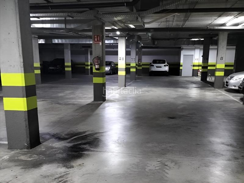 Foto 76d48117-ac7f-4266-ae24-9f8e4b278a19. Bureau avec parking dans El Plantinar - Avda. La Paz - El Juncal Sevilla