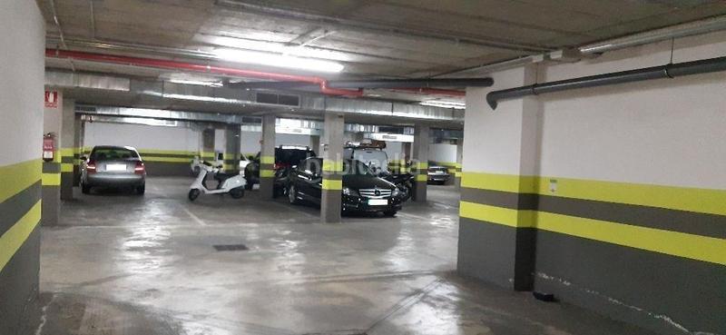 Foto ab91d6e2-0f65-4eb7-9069-35f235237248. Bureau avec parking dans El Plantinar - Avda. La Paz - El Juncal Sevilla