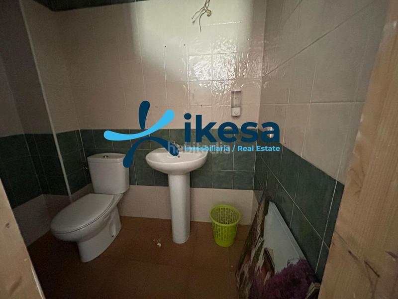 Foto 38a724b4-add3-45be-be86-ea99719a94b3. Casa adossada a Corteconcepción