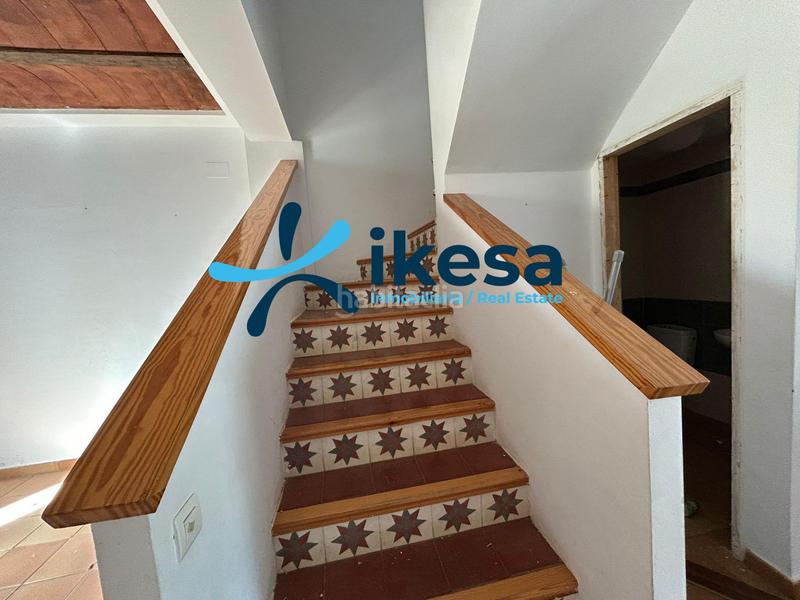 Foto e71be91a-859d-4774-81d3-4235dcc0719c. Casa adossada a Corteconcepción