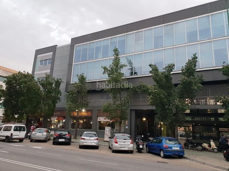 Foto 552ed873-0024-4244-9162-4f9d8dadc42e. Ufficio con parcheggio in El Plantinar - Avda. La Paz - El Juncal Sevilla